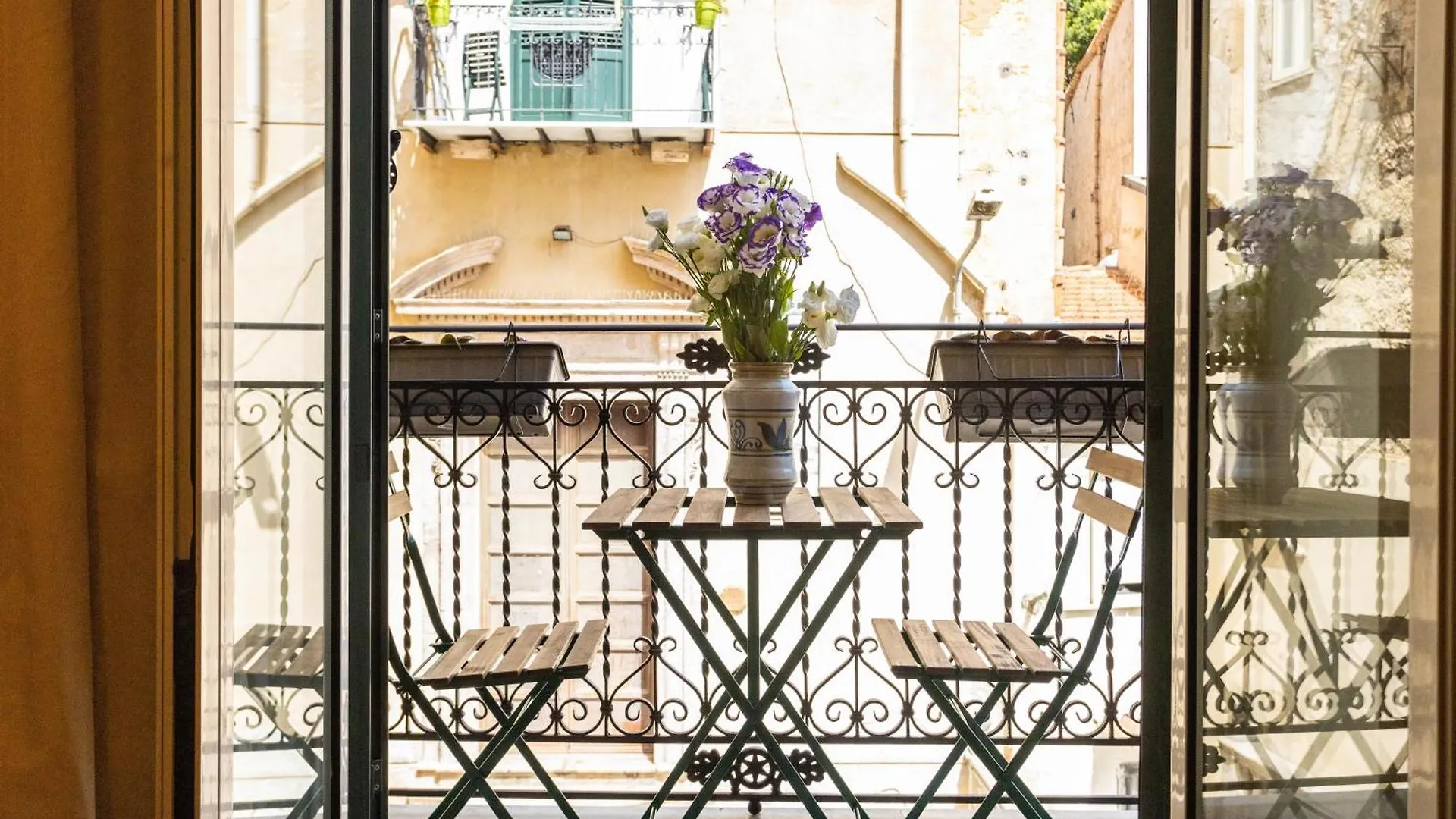 Bibi House A San Giovanni Degli Eremiti パレルモ