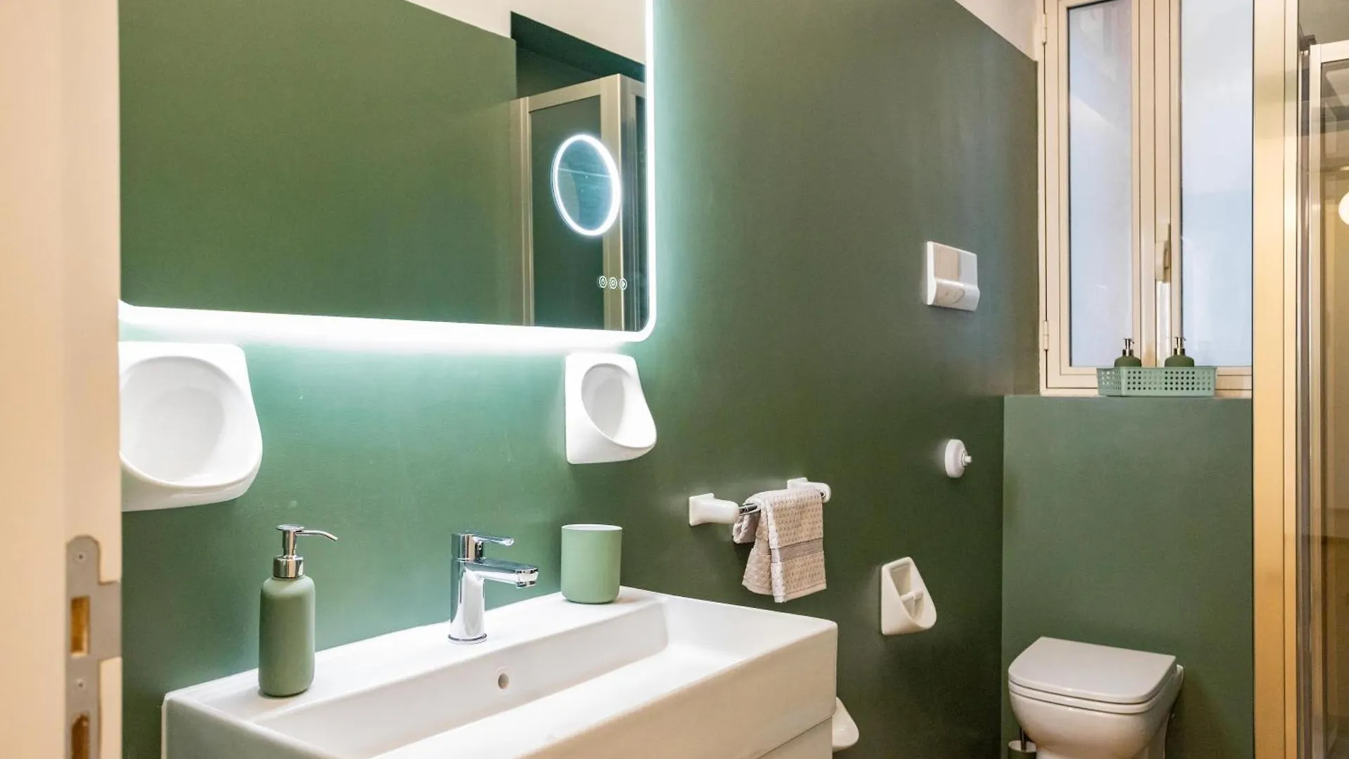 Bibi House A San Giovanni Degli Eremiti パレルモ 0*,  イタリア
